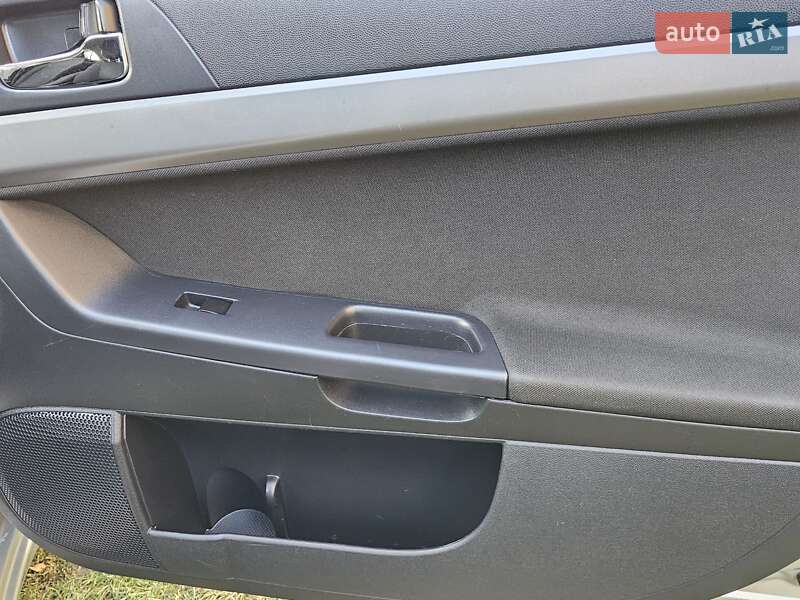 Седан Mitsubishi Lancer 2007 в Бориславе фото 64 Седан Mitsubishi Lancer 2007 в Бориславе