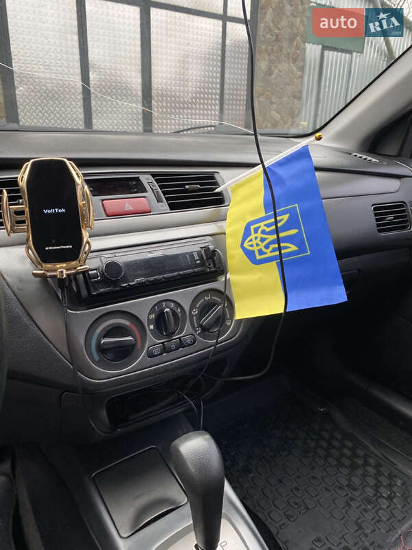 Седан Mitsubishi Lancer 2009 в Новоселице фото 12 Седан Mitsubishi Lancer 2009 в Новоселице