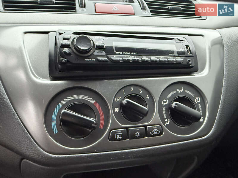 Седан Mitsubishi Lancer 2009 в Киеве