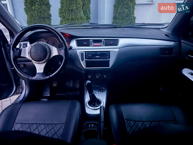 Седан Mitsubishi Lancer 2005 в Житомире