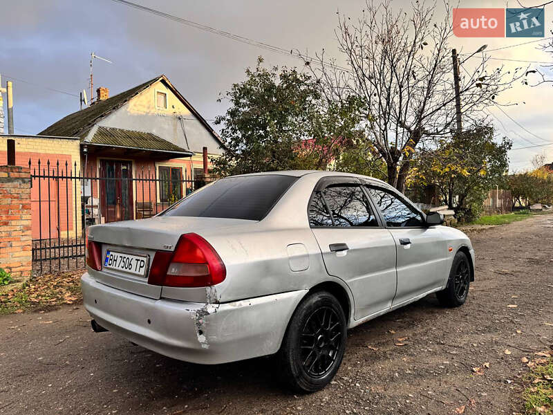 Седан Mitsubishi Lancer 1996 в Одесі фото 3 Седан Mitsubishi Lancer 1996 в Одесі