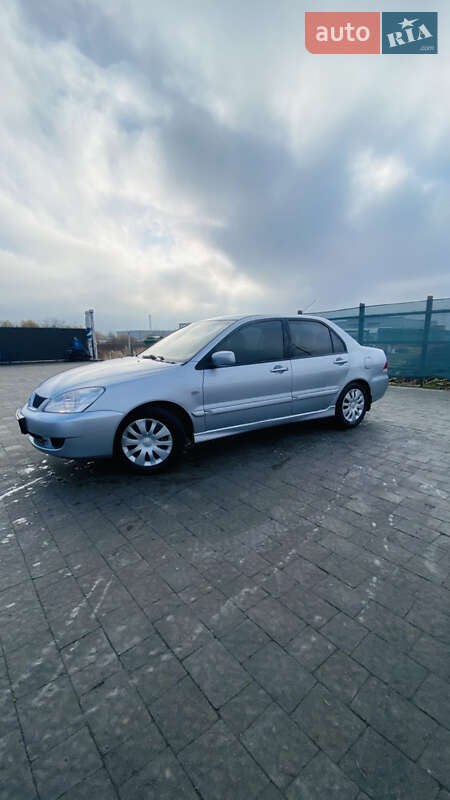 Седан Mitsubishi Lancer 2006 в Львові