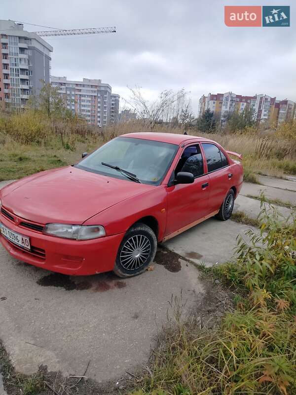Седан Mitsubishi Lancer 1996 в Львові фото 4 Седан Mitsubishi Lancer 1996 в Львові