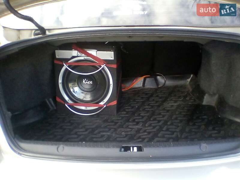 Седан Mitsubishi Lancer 2011 в Львові