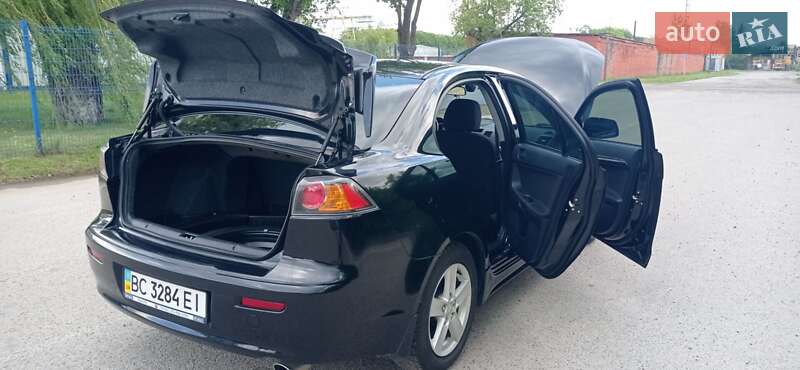 Хетчбек Mitsubishi Lancer 2008 в Львові фото 5 Хетчбек Mitsubishi Lancer 2008 в Львові