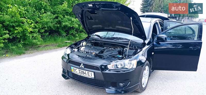Хетчбек Mitsubishi Lancer 2008 в Львові фото 10 Хетчбек Mitsubishi Lancer 2008 в Львові