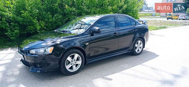 Хетчбек Mitsubishi Lancer 2008 в Львові фото 44 Хетчбек Mitsubishi Lancer 2008 в Львові