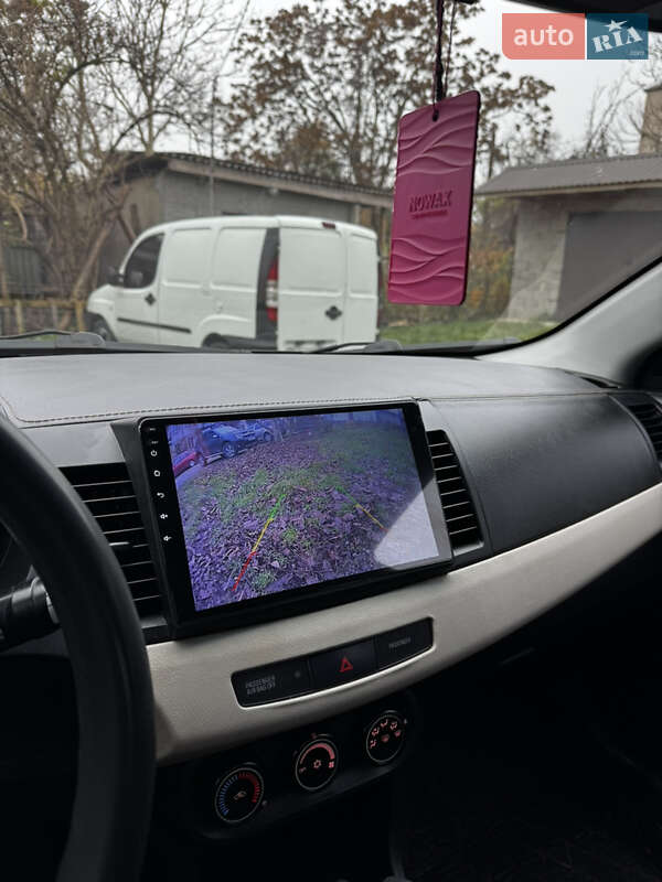 Седан Mitsubishi Lancer 2008 в Виноградові