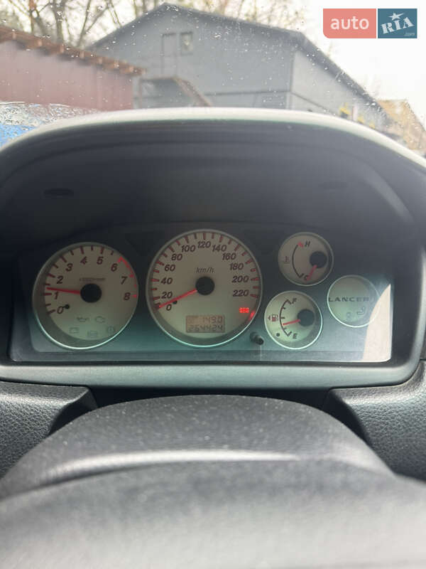 Седан Mitsubishi Lancer 2005 в Києві фото 4 Седан Mitsubishi Lancer 2005 в Києві