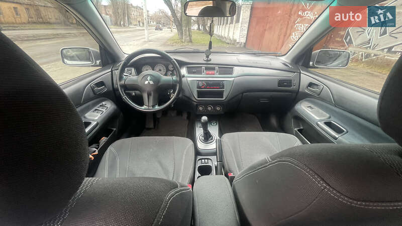 Седан Mitsubishi Lancer 2007 в Днепре