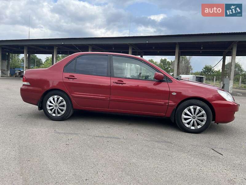 Седан Mitsubishi Lancer 2005 в Дніпрі