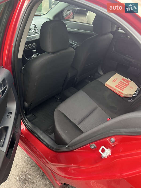 Седан Mitsubishi Lancer 2009 в Києві