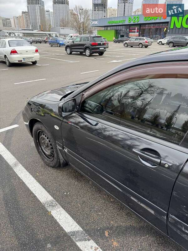 Седан Mitsubishi Lancer 2008 в Киеве