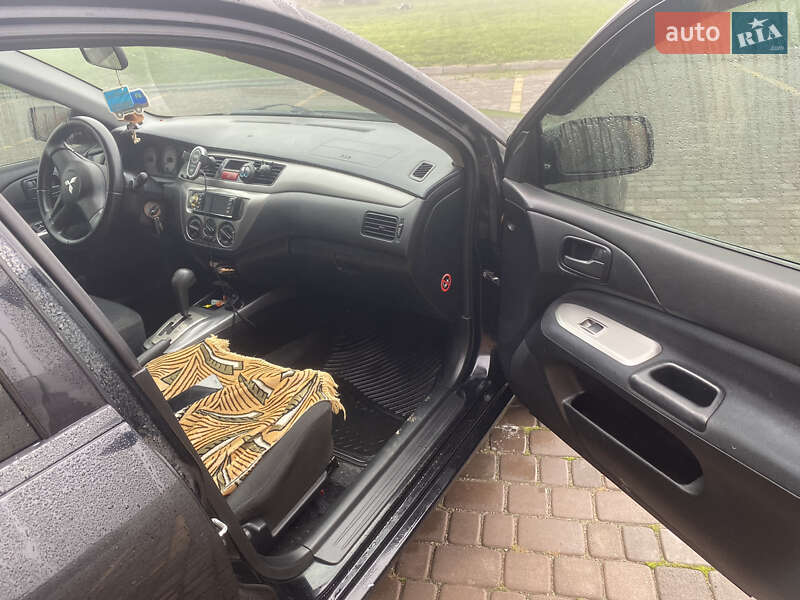 Седан Mitsubishi Lancer 2008 в Теофиполе фото 39 Седан Mitsubishi Lancer 2008 в Теофиполе