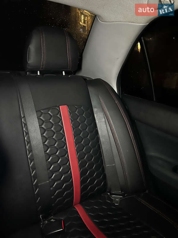 Седан Mitsubishi Lancer 2007 в Києві фото 31 Седан Mitsubishi Lancer 2007 в Києві