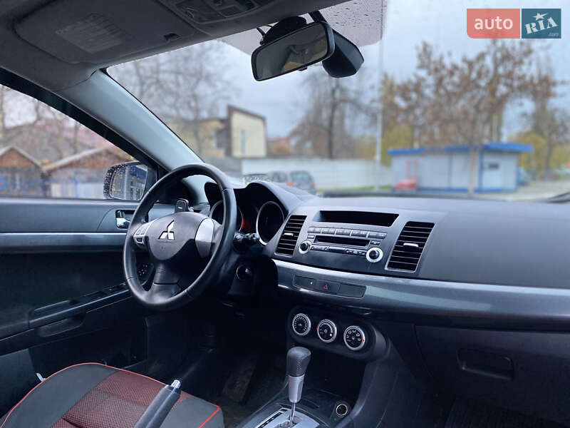 Седан Mitsubishi Lancer 2008 в Миколаєві