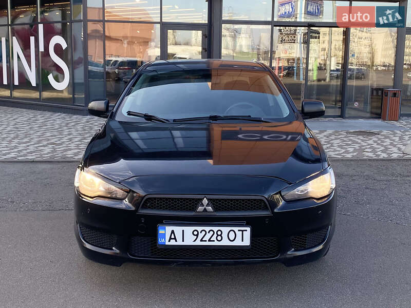 Седан Mitsubishi Lancer 2010 в Києві фото 7 Седан Mitsubishi Lancer 2010 в Києві