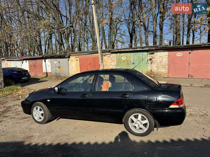 Седан Mitsubishi Lancer 2009 в Умані