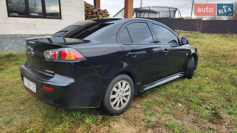 Седан Mitsubishi Lancer 2016 в Києві фото 6 Седан Mitsubishi Lancer 2016 в Києві