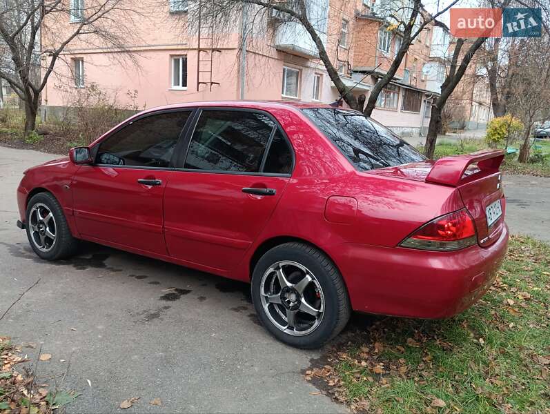 Седан Mitsubishi Lancer 2004 в Вінниці