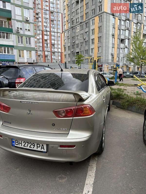 Седан Mitsubishi Lancer 2008 в Києві