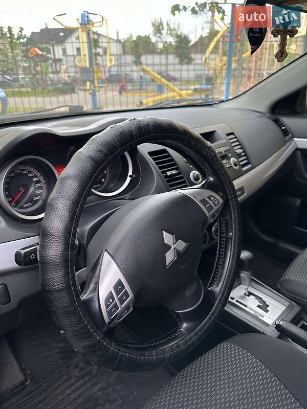 Седан Mitsubishi Lancer 2008 в Києві