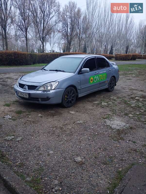 Седан Mitsubishi Lancer 2006 в Кам'янському