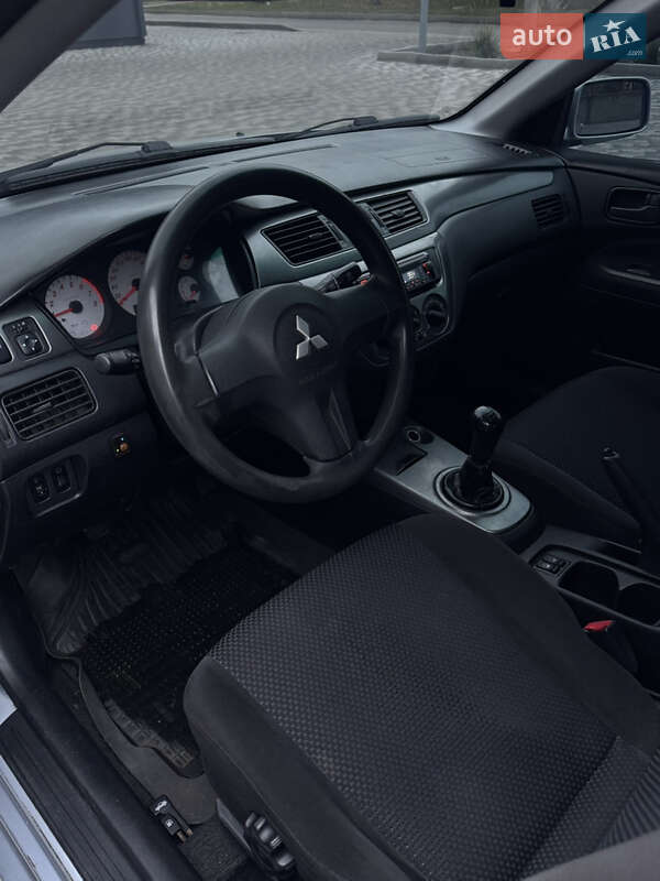 Седан Mitsubishi Lancer 2006 в Киеве фото 7 Седан Mitsubishi Lancer 2006 в Киеве