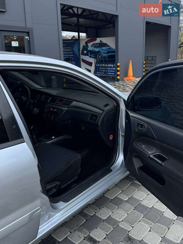 Седан Mitsubishi Lancer 2006 в Киеве фото 10 Седан Mitsubishi Lancer 2006 в Киеве