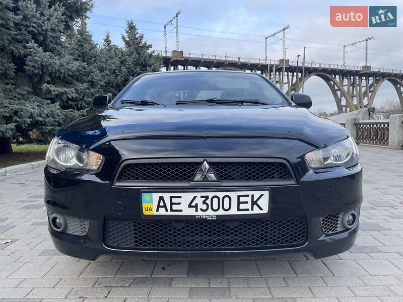 Седан Mitsubishi Lancer 2008 в Днепре