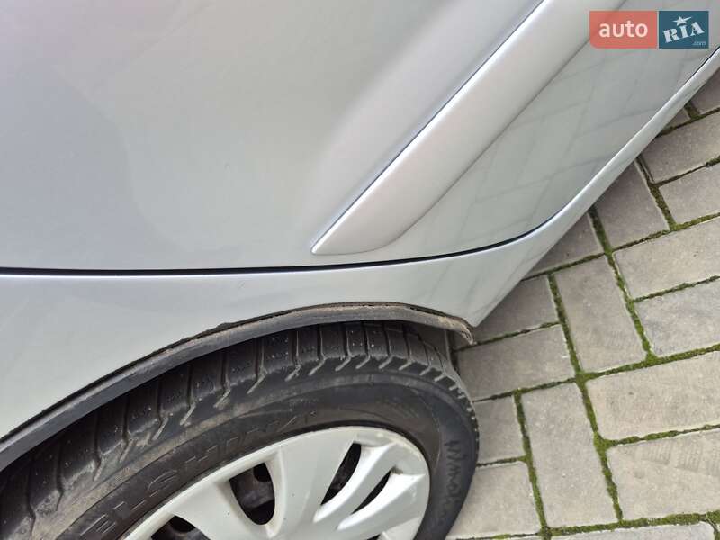 Седан Mitsubishi Lancer 2007 в Умани