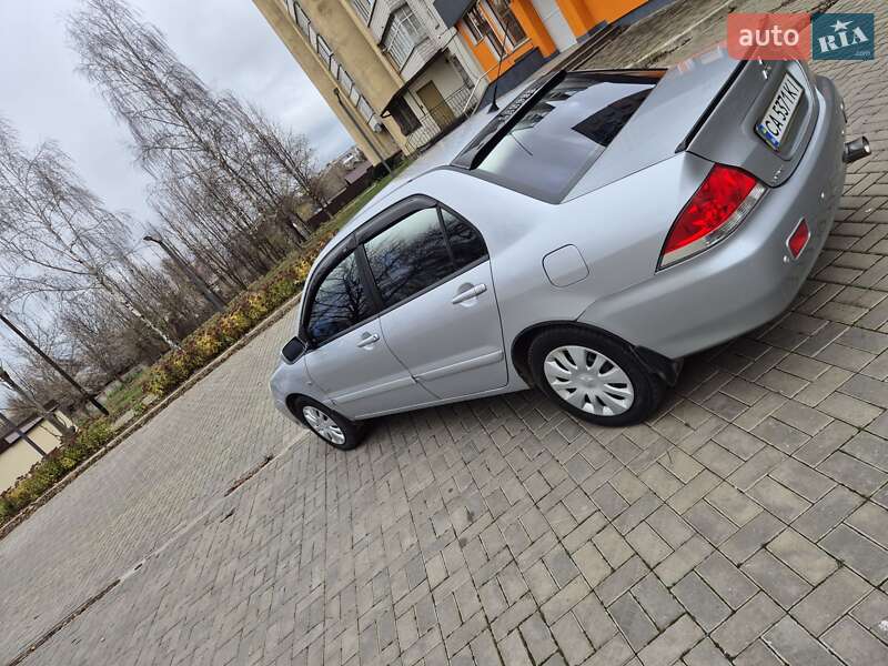 Седан Mitsubishi Lancer 2007 в Умани