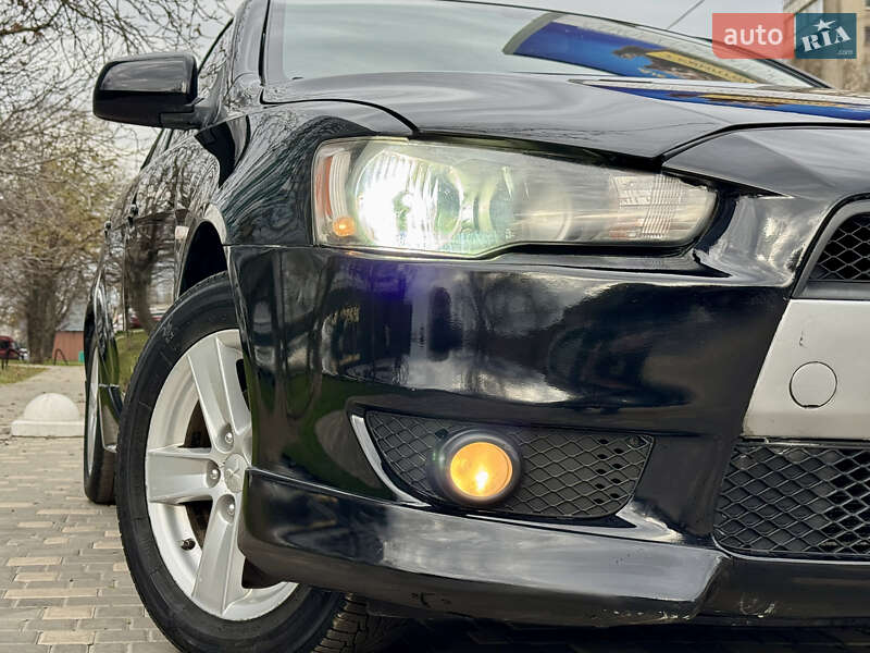 Седан Mitsubishi Lancer 2009 в Одесі