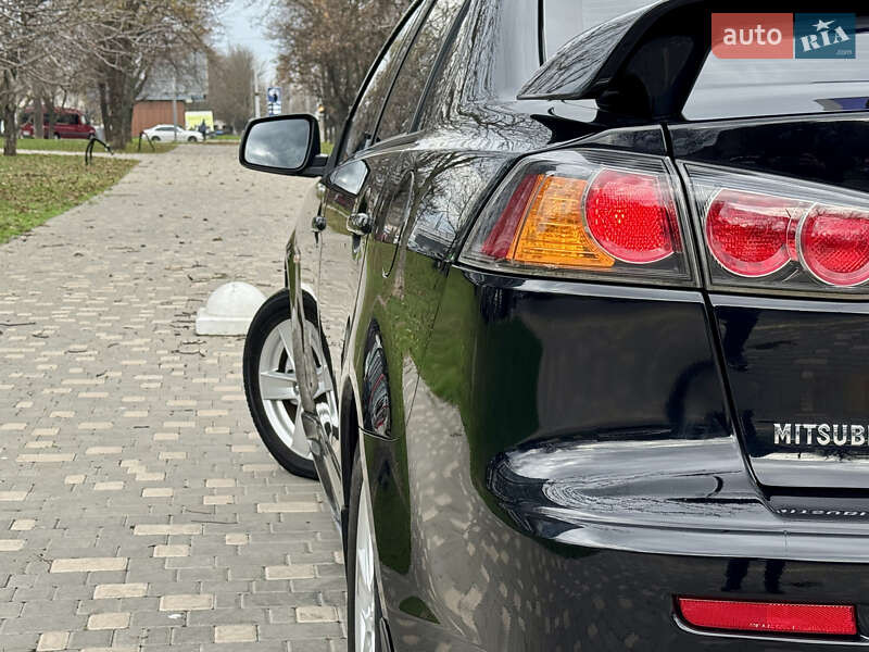 Седан Mitsubishi Lancer 2009 в Одесі
