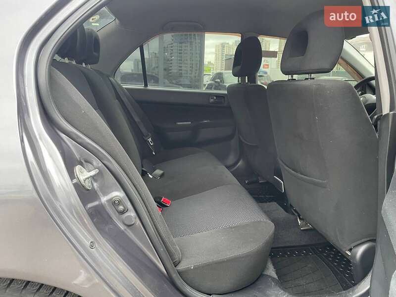 Седан Mitsubishi Lancer 2008 в Києві