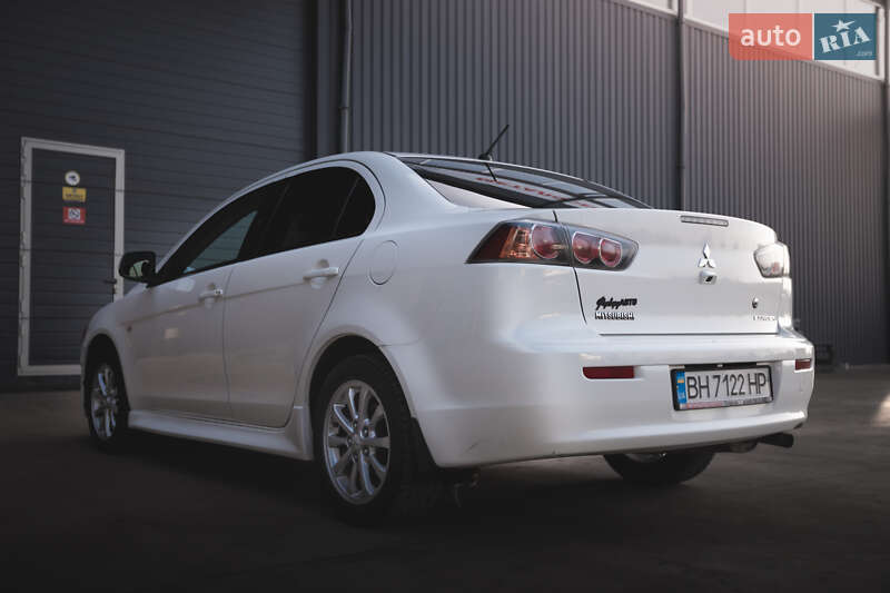 Седан Mitsubishi Lancer 2014 в Білгороді-Дністровському