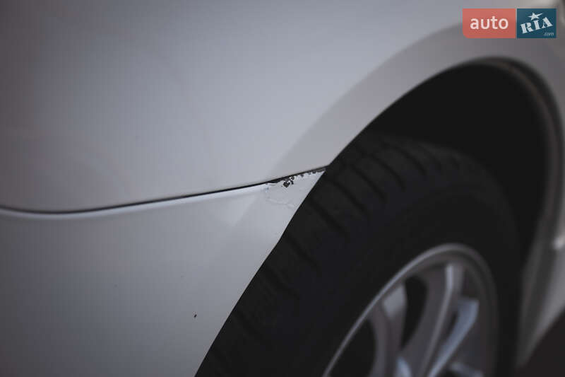 Седан Mitsubishi Lancer 2014 в Білгороді-Дністровському