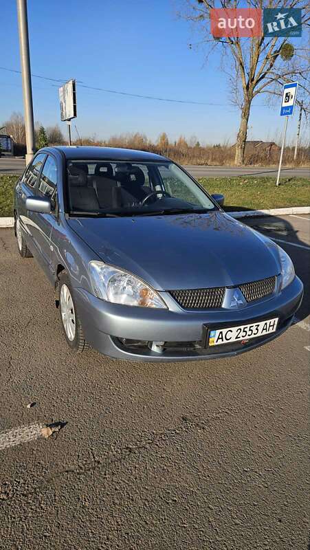 Седан Mitsubishi Lancer 2006 в Луцке
