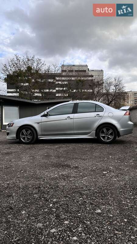 Седан Mitsubishi Lancer 2008 в Харькове