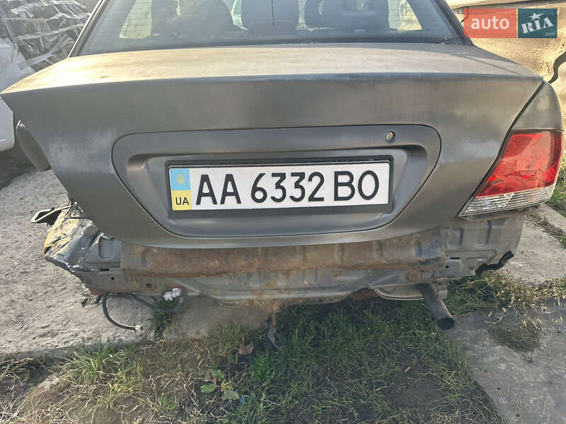 Седан Mitsubishi Lancer 2007 в Гребенках