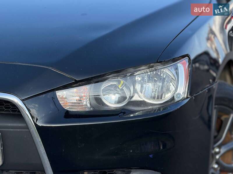 Седан Mitsubishi Lancer 2015 в Кривому Розі