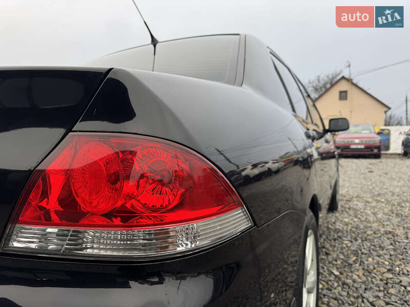 Седан Mitsubishi Lancer 2008 в Черновцах