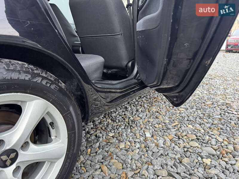 Седан Mitsubishi Lancer 2008 в Черновцах