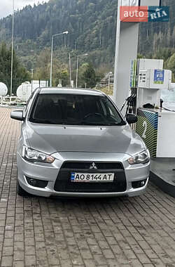 Седан Mitsubishi Lancer 2009 в Воловцю