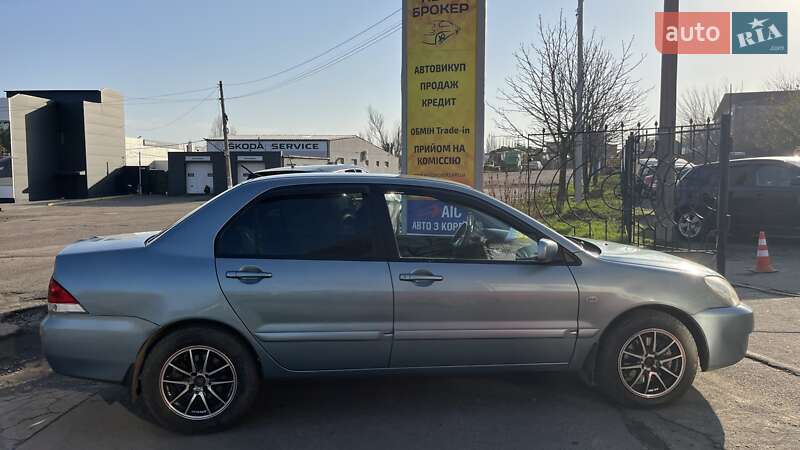 Седан Mitsubishi Lancer 2009 в Николаеве