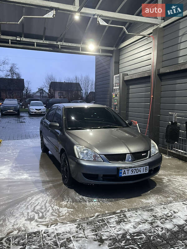 Седан Mitsubishi Lancer 2006 в Івано-Франківську