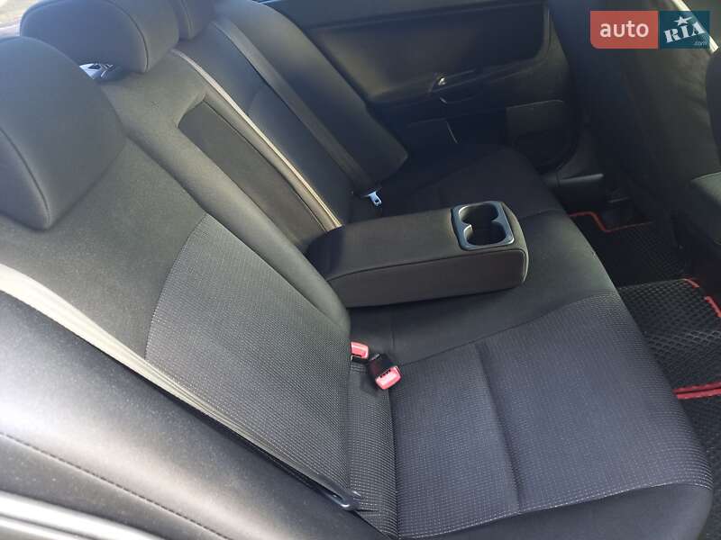 Седан Mitsubishi Lancer 2007 в Одессе