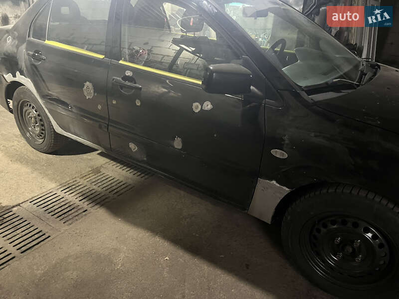 Седан Mitsubishi Lancer 2006 в Немирове