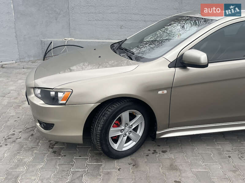 Седан Mitsubishi Lancer 2007 в Миколаєві