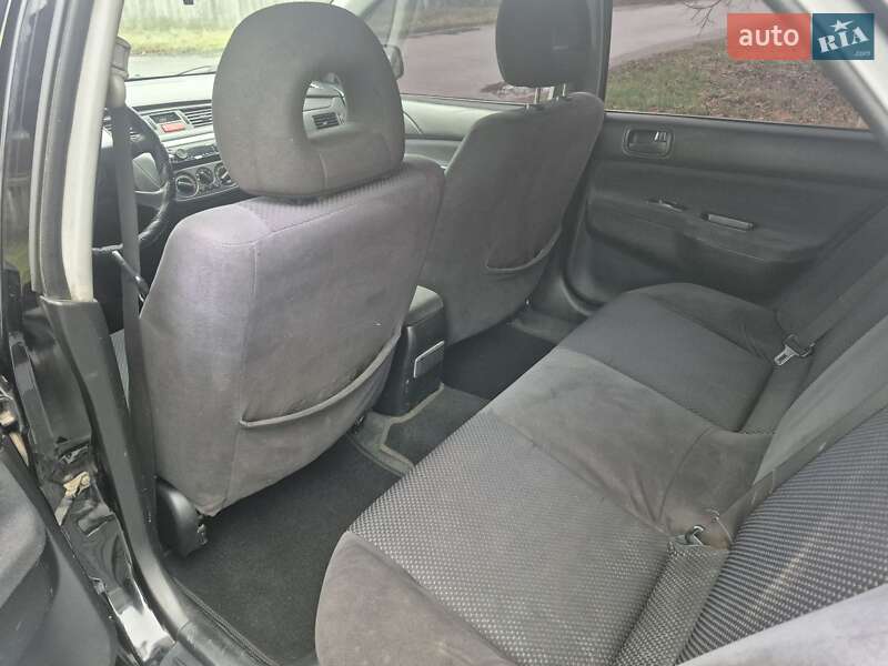 Седан Mitsubishi Lancer 2005 в Зіньківі фото 13 Седан Mitsubishi Lancer 2005 в Зіньківі